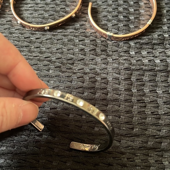 Mary Kay Bracelets - lot of 7 - Picture 6 of 11